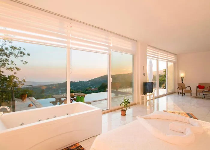 Islamlarda Oezel Havuzlu Balayi Villasi Villa *